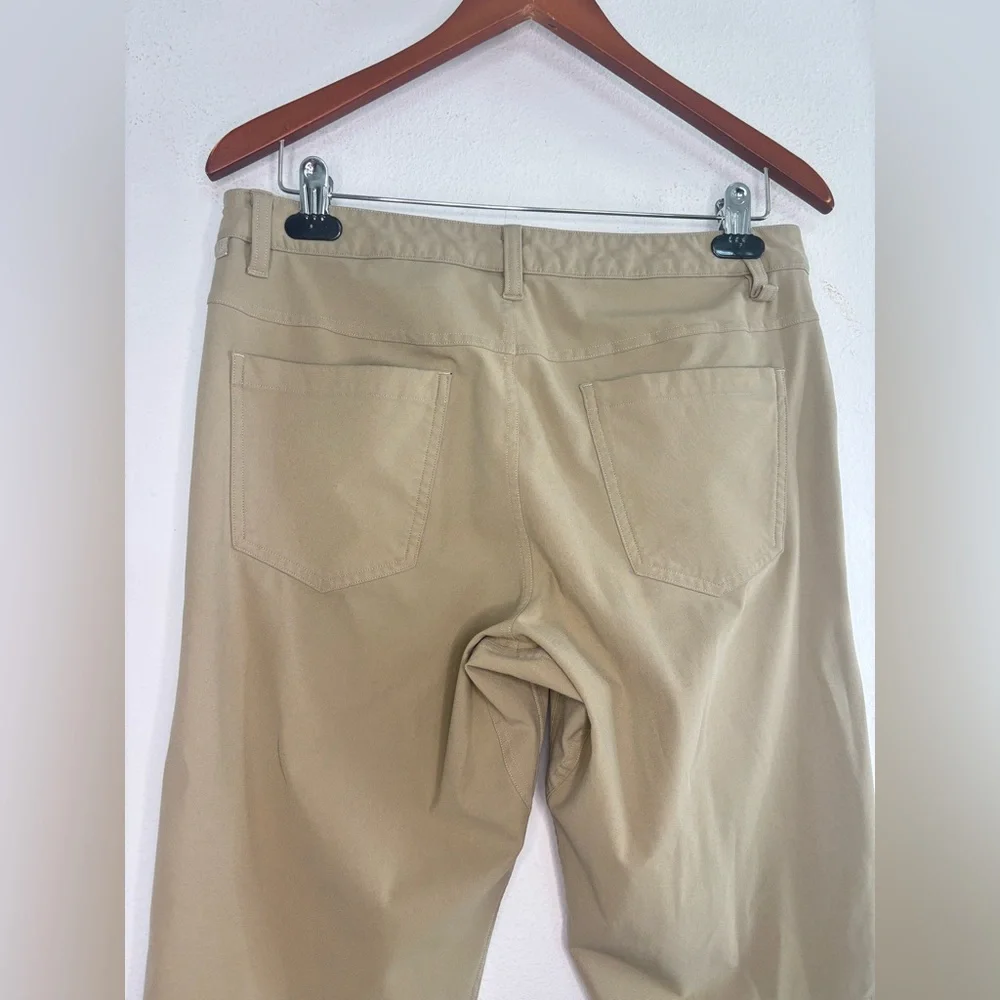 LULULEMON OLIVE GREEN ATHLETIC STYLE TROUSER PANTS SZ 31